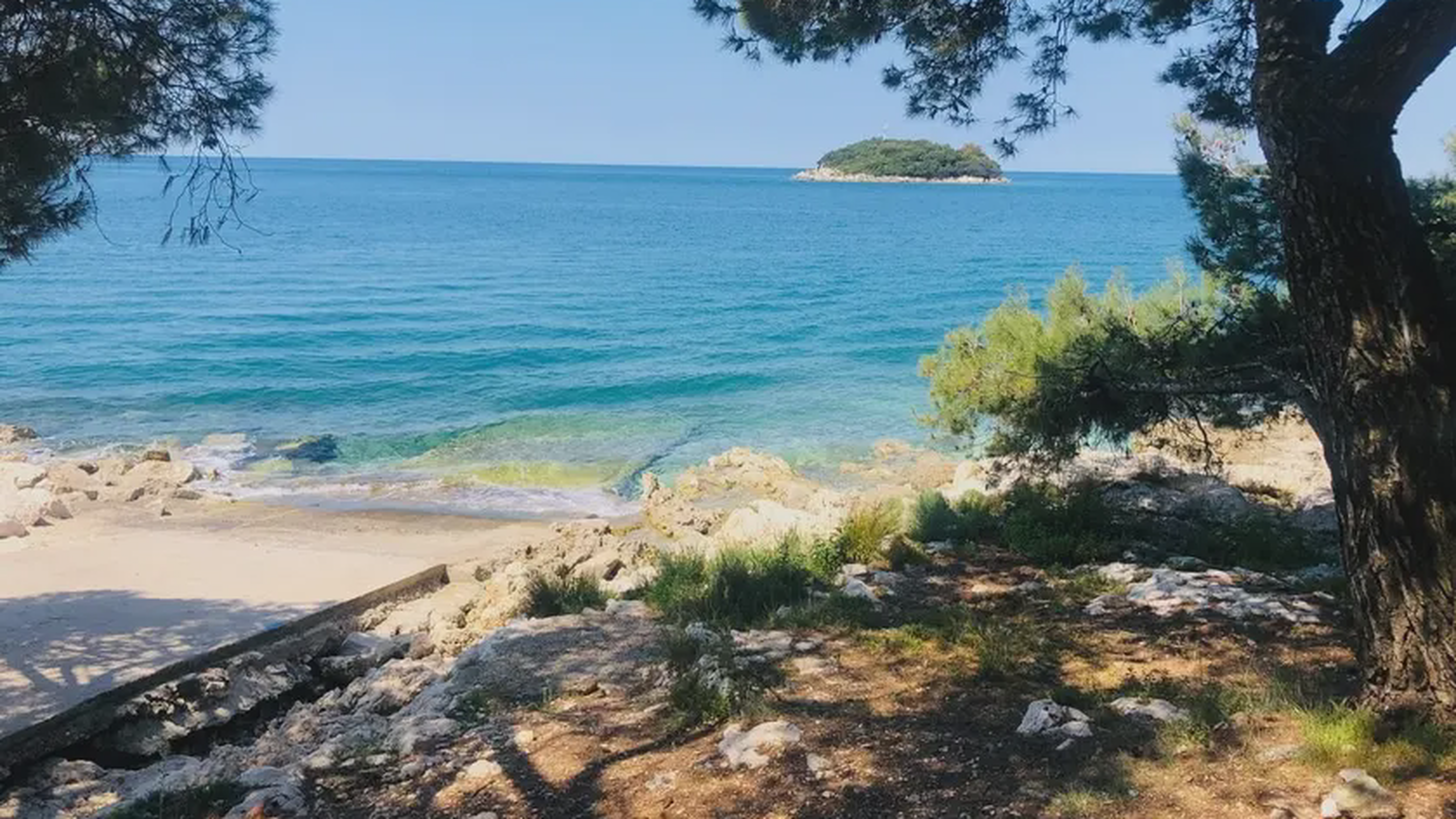 Croatia's Best Beaches: 2025 Coastal Guide & Hidden Gems